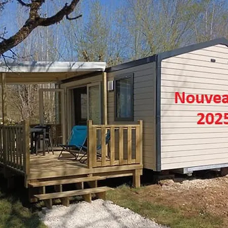 Mobil Avec Terrasse Et Accès Handic. à - Api-1-52-1155 Camping Groléjac